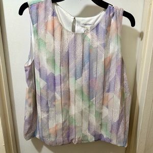 Beautiful Multi-Color Pleated Sleeveless Top